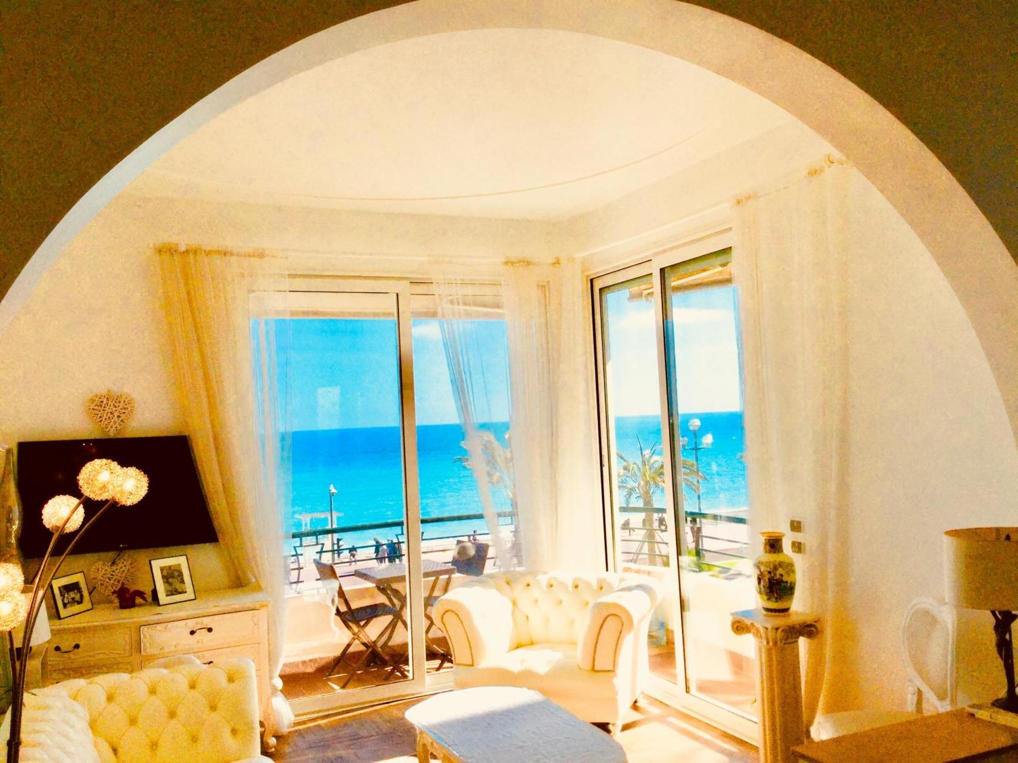 Endless Stunning Mediterranean Sea Views Promenade Des Anglais Νίκαια Εξωτερικό φωτογραφία